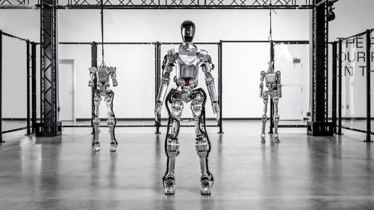 The advancement of technology and the construction of humanoid robots