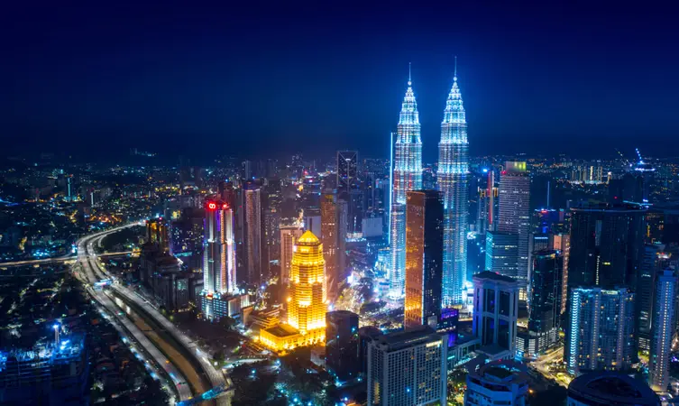 10 مورد از بهترین مکان های گردشگری مالزی