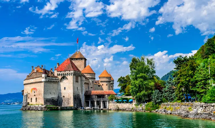 12 مورد از بهترین مکان های گردشگری سوئیس