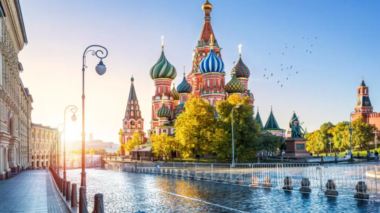 24 attractive tourist places in Russia