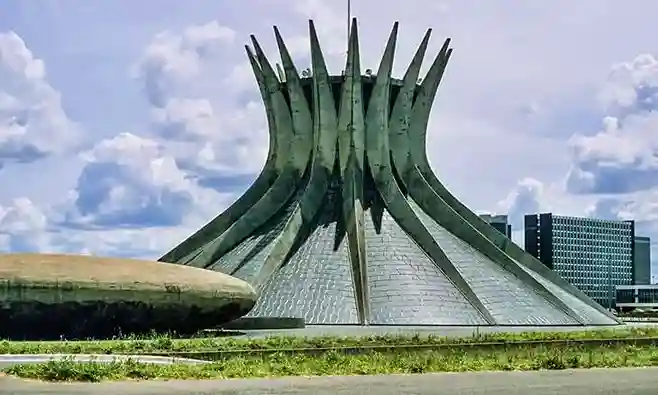 معماری مدرنیستی برازیلیا برزیل