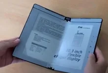 نخستین کتابخوان الکترونیکی تاشو جهان با نمایشگر 8 اینچی معرفی شد
